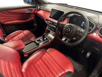 MG HS 1.5 T-GDI Trophy 5dr DCT