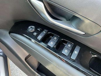 Hyundai Tucson 1.6 TGDi Hybrid 230 Ultimate 5dr 2WD Auto