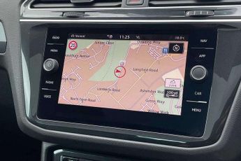 Volkswagen Tiguan 2.0 TDi 150 4Motion R-Line 5dr DSG