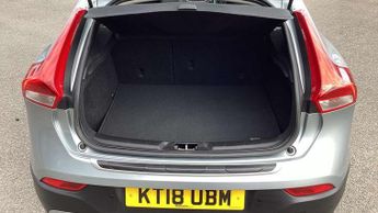 Volvo V40 Cross Country D3 [4 Cyl 150] Cross Country Pro 5dr Geartronic