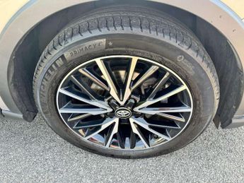 Toyota C-HR 1.8 Hybrid Excel 5dr CVT