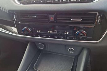 Nissan Qashqai 1.3 DiG-T MH 158 N-Connecta 5dr Xtronic