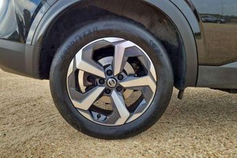 Nissan Qashqai 1.3 DiG-T MH 158 N-Connecta 5dr Xtronic