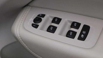 Volvo XC60 2.0 T8 [455] PHEV Ultra Dark 5dr AWD Geartronic