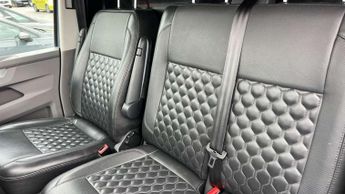 Volkswagen Transporter 2.0 TDI 150 Highline Van DSG