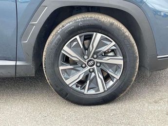 Hyundai Tucson 1.6 TGDi Hybrid 230 SE Connect 5dr 2WD Auto