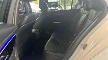 Mercedes-Benz C-Class Estate C200 AMG Line Premium 5dr 9G-Tronic