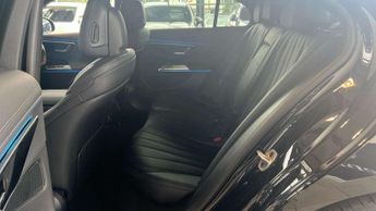 Mercedes-Benz E-Class E220d AMG Line 4dr 9G-Tronic