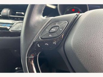 Toyota C-HR 1.8 Hybrid Design 5dr CVT