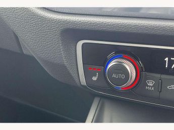 Audi Q3 35 TFSI S Line 5dr S Tronic [Leather]