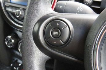 MINI Hatchback 5dr 1.5 Cooper Classic II 5dr Auto
