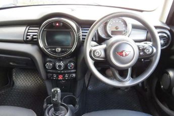 MINI Hatchback 5dr 1.5 Cooper Classic II 5dr Auto