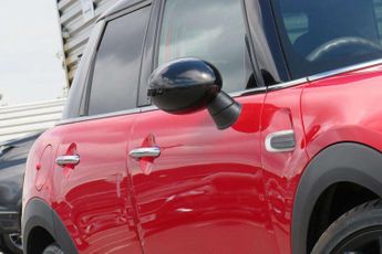 MINI Hatchback 5dr 1.5 Cooper Classic II 5dr Auto