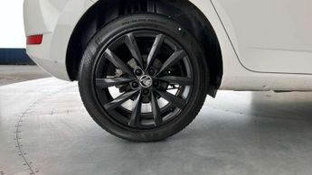 Skoda Fabia 1.0 TSI Colour Edition 5dr DSG