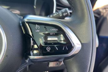 Jaguar F-Pace 2.0 D200 R-Dynamic HSE Black 5dr Auto AWD