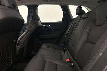 Volvo XC60 2.0 B5P Momentum 5dr AWD Geartronic