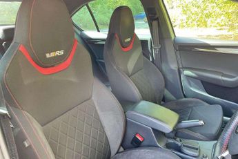 Skoda Octavia vRS 2.0 TSI 245 vRS 5dr DSG [Black Pack]