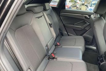 Audi Q3 35 TFSI S Line 5dr S Tronic