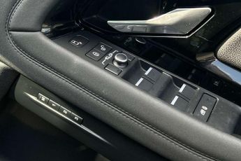 Land Rover Range Rover Evoque 2.0 P250 R-Dynamic SE 5dr Auto