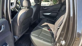 Nissan Navara Double Cab Pick Up Tekna 2.3dCi 190 4WD Auto