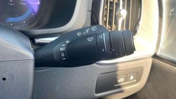 Volvo XC60 2.0 T8 [455] RC PHEV Ultimate Dark 5dr AWD Gtron