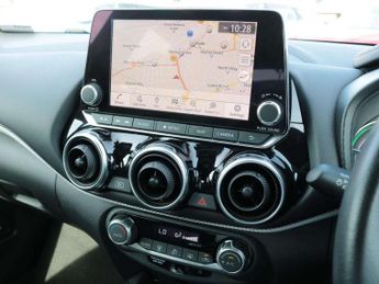 Nissan Juke 1.6 Hybrid Premiere Edition 5dr Auto