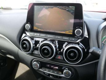 Nissan Juke 1.6 Hybrid Premiere Edition 5dr Auto
