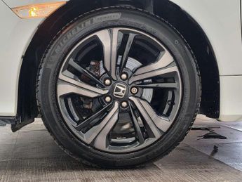 Honda Civic 1.0 VTEC Turbo 126 EX 5dr CVT