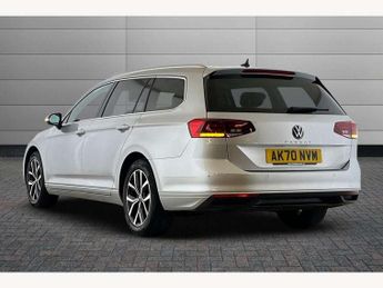 Volkswagen Passat Estate 2.0 TDI EVO SCR SEL 5dr DSG