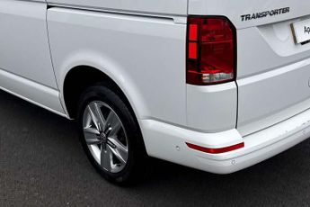 Volkswagen Transporter 2.0 TDI 150 Highline Kombi Van DSG