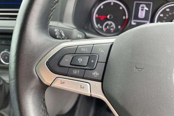 Volkswagen Transporter 2.0 TDI 150 Highline Kombi Van DSG