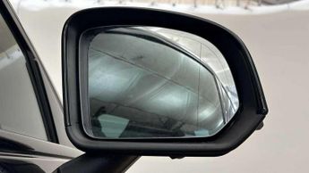 Volvo XC40 Recharge 1.5 T5 Recharge PHEV R DESIGN Pro 5dr Auto