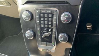 Volvo V40 T2 [122] R DESIGN Edition 5dr
