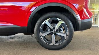 Nissan Qashqai 1.3 DiG-T MH 158 N-Connecta 5dr Xtronic