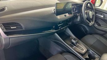 Nissan Qashqai 1.3 DiG-T MH 158 N-Connecta 5dr Xtronic