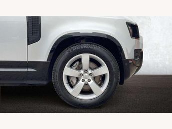 Land Rover Defender 3.0 D300 X-Dynamic HSE 90 3dr Auto