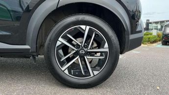 Nissan Juke 1.6 Hybrid N-Connecta 5dr Auto
