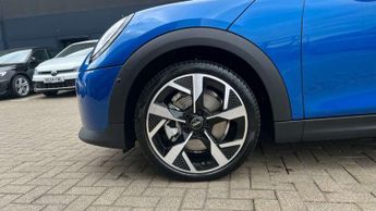 MINI Hatchback 5dr 1.5 C Exclusive 5dr Auto