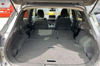 Nissan Qashqai 1.3 DiG-T MH 158 Premiere Edition 5dr Xtronic