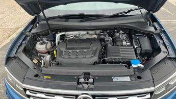 Volkswagen Tiguan 2.0 TSi 180 4Motion SEL 5dr DSG