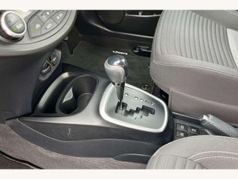 Toyota Yaris 1.5 Hybrid Icon Tech 5dr CVT