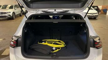 Volkswagen Golf GTE 1.5 TSI 272 GTE eHybrid 5dr DSG