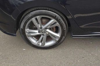 Volkswagen Golf 2.0 TDI 150 R-Line 5dr DSG