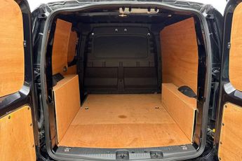 Volkswagen Caddy 2.0 TDI 122PS Commerce Plus Van DSG