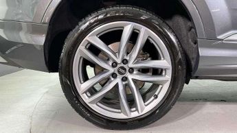 Audi Q7 50 TDI Quattro S Line 5dr Tiptronic