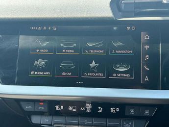 Audi Q3 35 TFSI S Line 5dr S Tronic