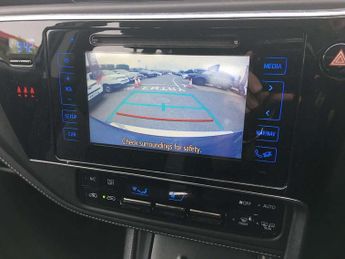 Toyota Auris 1.2T Icon 5dr