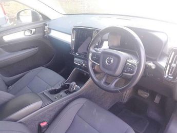 Volvo XC40 1.5 T3 [163] Momentum 5dr Geartronic