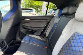 Volkswagen Golf R 2.0 TSI 320 R 4Motion 5dr DSG