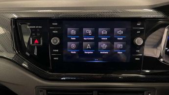 Volkswagen Polo 1.0 TSI Life 5dr DSG